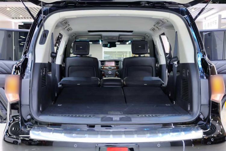 Used Infiniti QX80 2016 5.6L 4WD Trunk