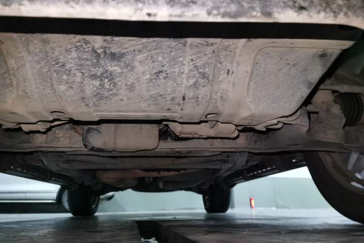 Used Infiniti QX80 2016 5.6L 4WD Chassis Front