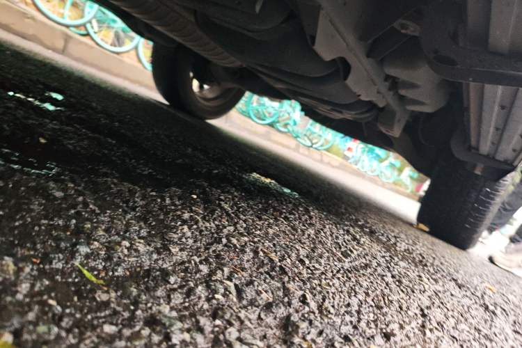 Used Infiniti QX80 2016 5.6L 4WD Chassis Front Left