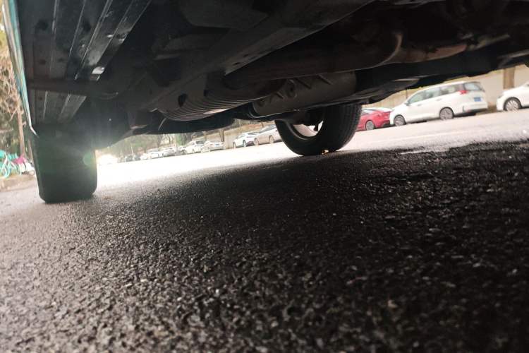 Used Infiniti QX80 2016 5.6L 4WD Chassis Front Right