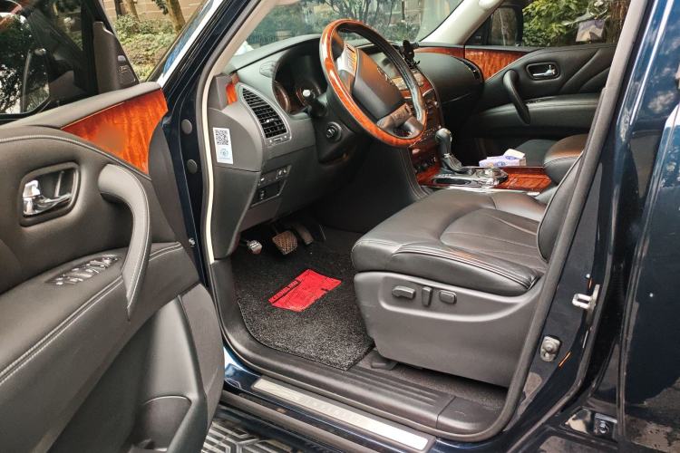 Used Infiniti QX80 2016 5.6L 4WD Driver Seat