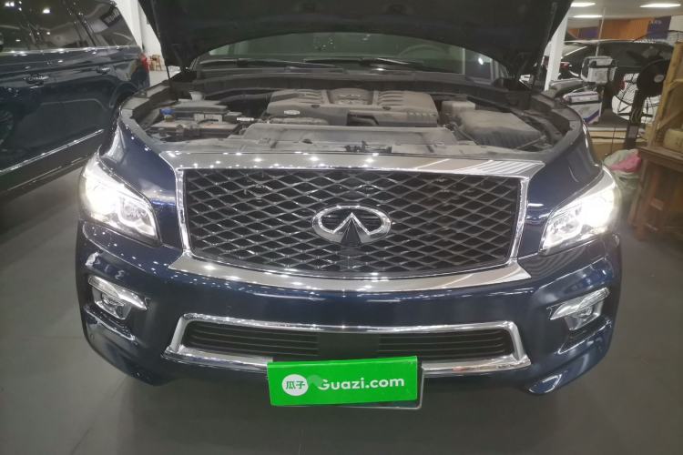 Used Infiniti QX80 2016 5.6L 4WD Engine Bay