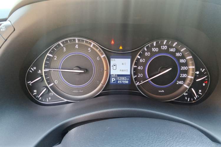 Used Infiniti QX80 2016 5.6L 4WD Instrument Cluster