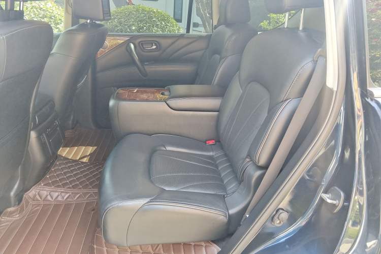 Used Infiniti QX80 2016 5.6L 4WD Left Rear Seat