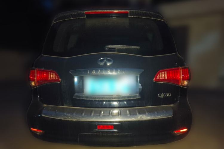 Used Infiniti QX80 2016 5.6L 4WD Rear