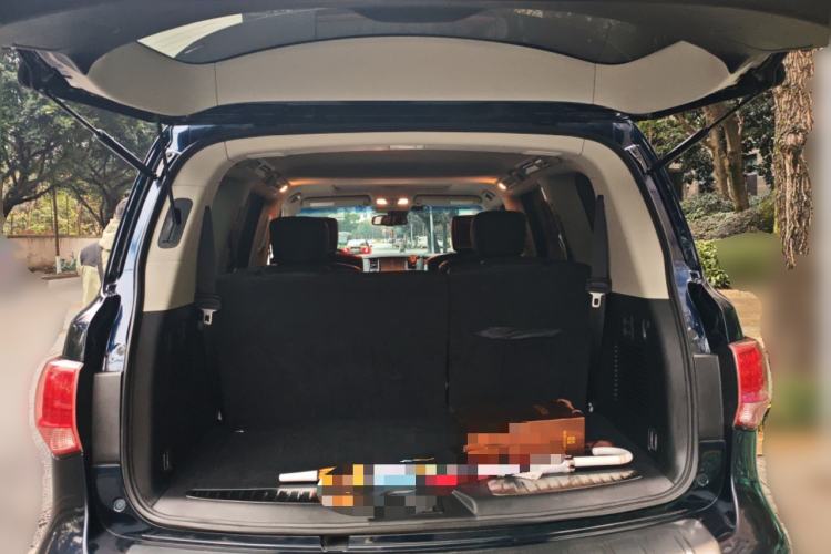 Used Infiniti QX80 2016 5.6L 4WD Trunk