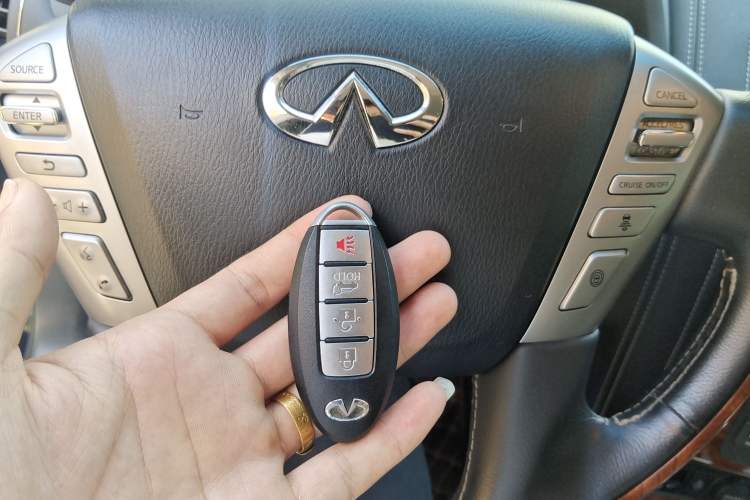 Used Infiniti QX80 2016 5.6L 4WD Vehicle Key