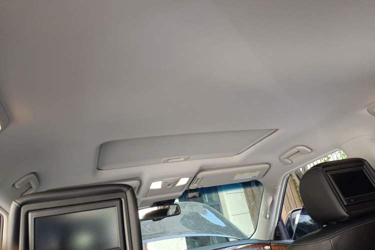 Used Infiniti QX80 2016 5.6L 4WD Headliner