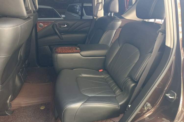 Used Infiniti QX80 2016 5.6L 4WD Left Rear Seat