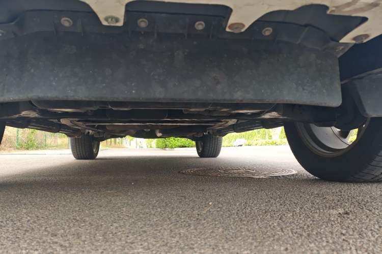Used Infiniti QX80 2016 5.6L 4WD Chassis Front