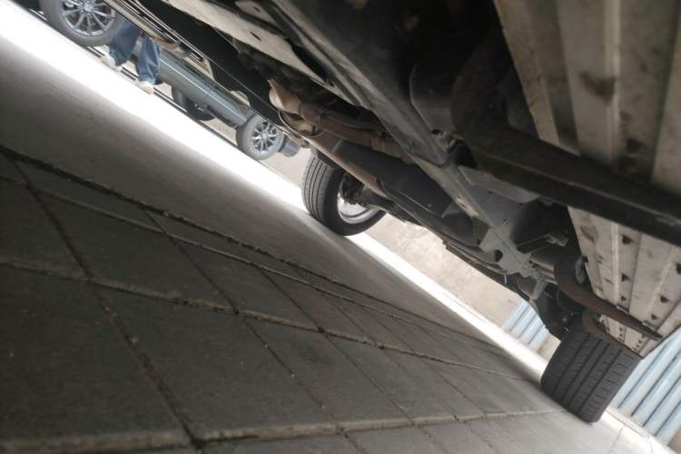 Used Infiniti QX80 2016 5.6L 4WD Chassis Front Left