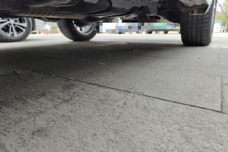 Used Infiniti QX80 2016 5.6L 4WD Chassis Front Left