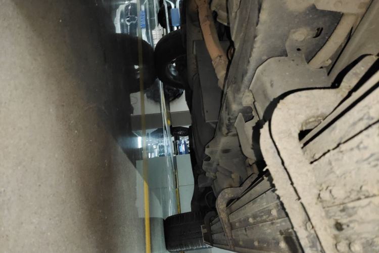 Used Infiniti QX80 2016 5.6L 4WD Chassis Front Left