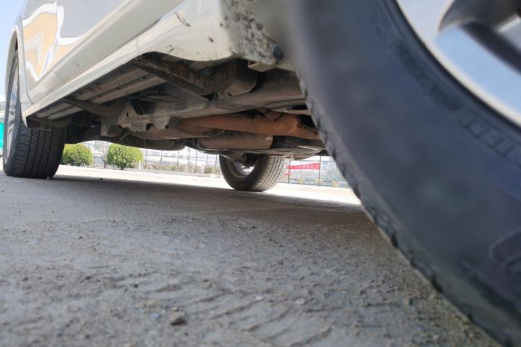 Used Infiniti QX80 2016 5.6L 4WD Chassis Front Right
