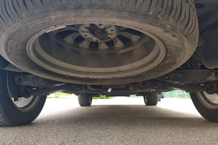 Used Infiniti QX80 2016 5.6L 4WD Chassis Rear