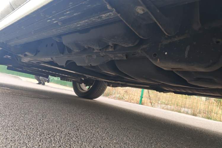 Used Infiniti QX80 2016 5.6L 4WD Chassis Rear Left