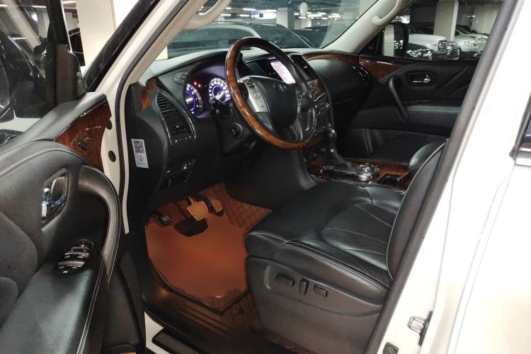 Used Infiniti QX80 2016 5.6L 4WD Driver Seat