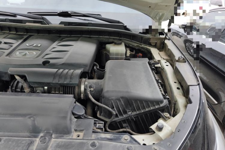 Used Infiniti QX80 2016 5.6L 4WD Engine Bay Left