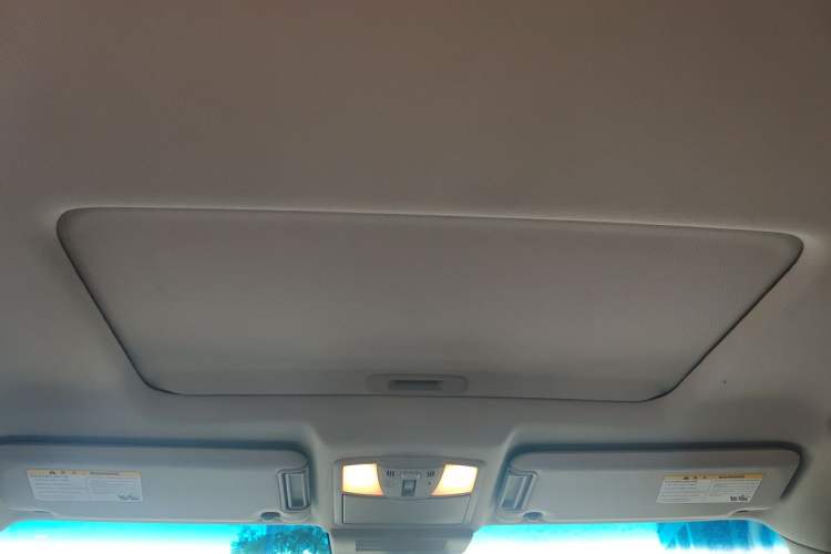 Used Infiniti QX80 2016 5.6L 4WD Headliner