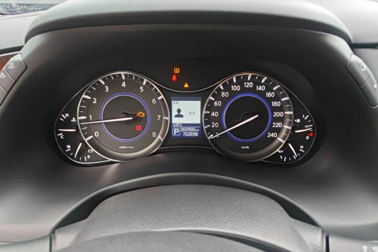 Used Infiniti QX80 2016 5.6L 4WD Instrument Cluster