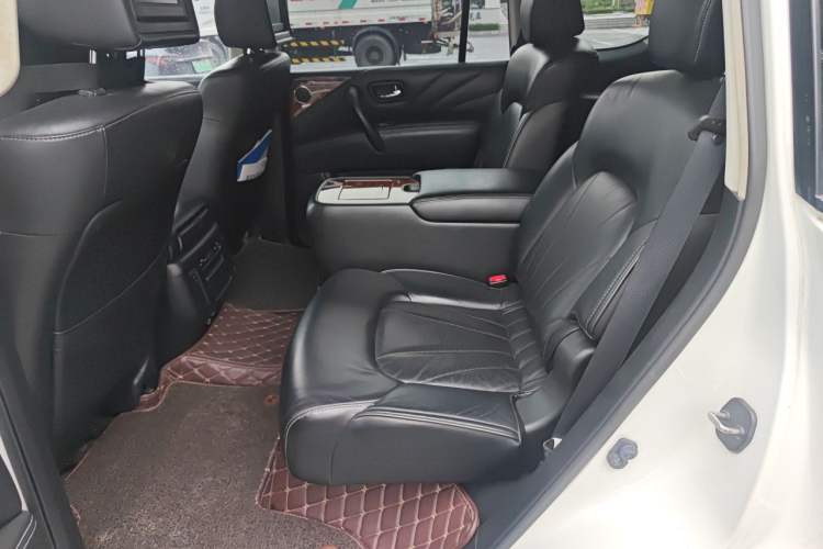 Used Infiniti QX80 2016 5.6L 4WD Left Rear Seat