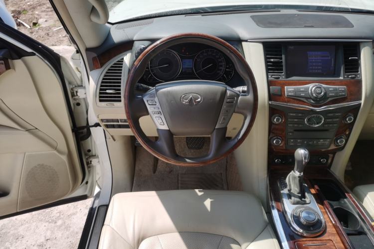 Used Infiniti QX80 2016 5.6L 4WD Steering Wheel