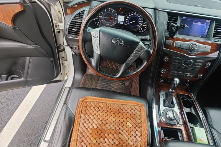 Used Infiniti QX80 2016 5.6L 4WD Steering Wheel