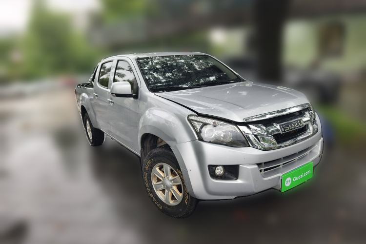 Used Isuzu D-MAX 2022 2.5T Four-Wheel Drive Automatic Diesel Ultra-Luxury Extended Version JE4D25Q6A Front Right 45 Deg