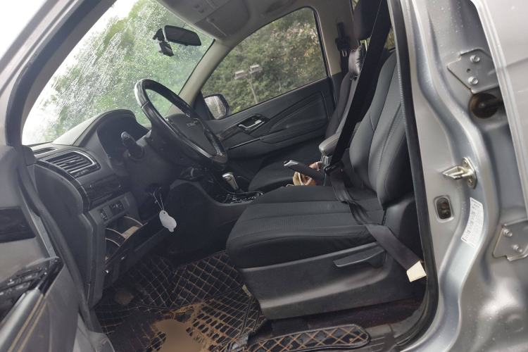 Used Isuzu D-MAX 2022 2.5T Four-Wheel Drive Automatic Diesel Ultra-Luxury Extended Version JE4D25Q6A Left Front Seat