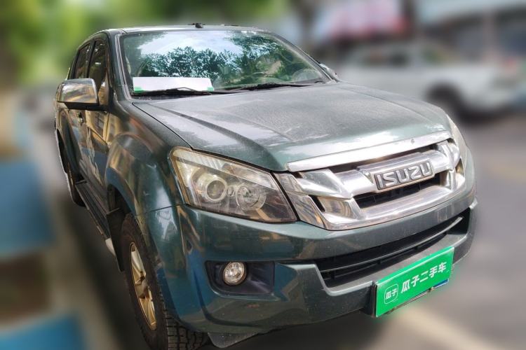 Used Isuzu D-MAX 2015 2.5T Four-Wheel Drive Automatic Ultra-Luxury Version 4JK1 Front Right 45 Deg