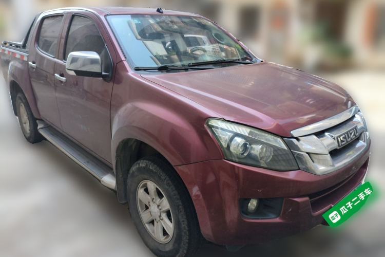 Used Isuzu D-MAX 2015 2.5T 4x4 Manual Base Version 4JK1 Front Right 45 Deg