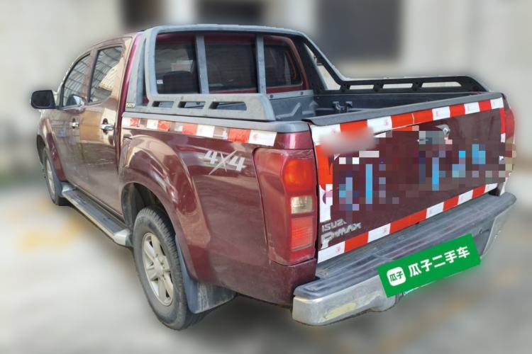 Used Isuzu D-MAX 2015 2.5T 4x4 Manual Base Version 4JK1 Rear Left 45 Deg