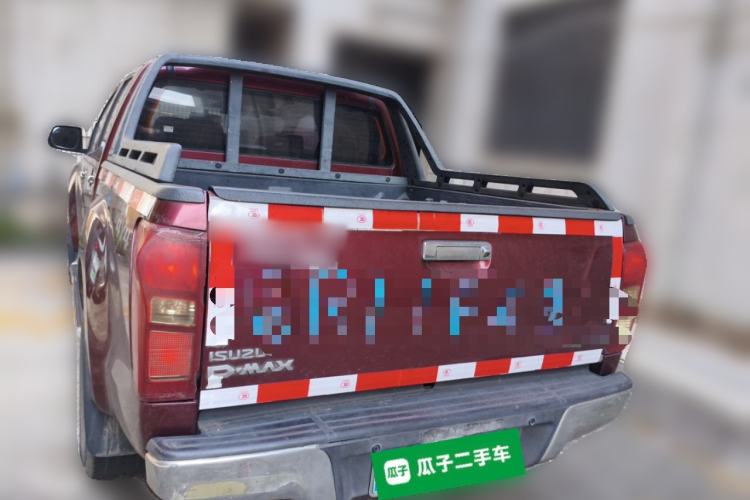 Used Isuzu D-MAX 2015 2.5T 4x4 Manual Base Version 4JK1 Rear