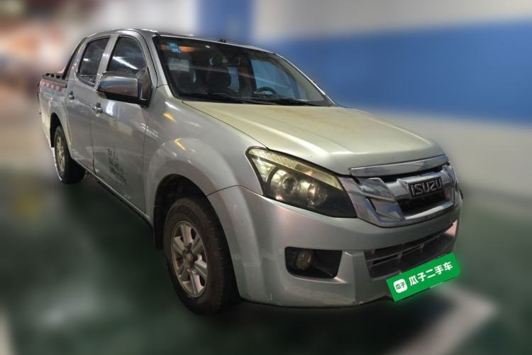 Used Isuzu D-MAX 2015 2.5T Two-Wheel Drive Manual Base Version 4JK1 Front Right 45 Deg