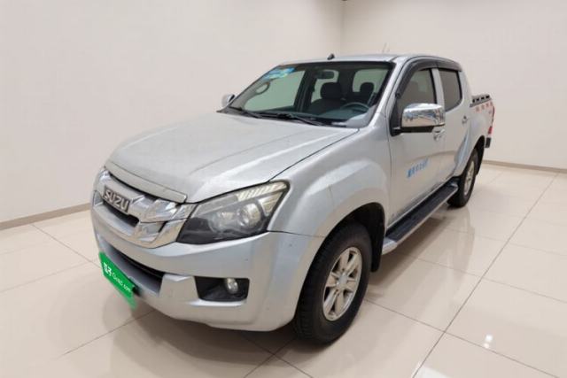 Used Isuzu D-MAX 2015 2.5T Four-Wheel Drive Manual Luxury Version 4JK1