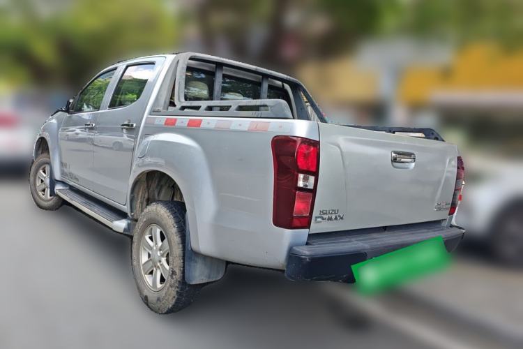Used Isuzu D-MAX 2015 2.5T Two-Wheel Drive Manual High-Performance Base Version 4JK1 Rear Left 45 Deg