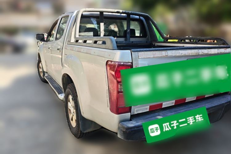 Used Isuzu D-MAX 2015 2.5T Two-Wheel Drive Manual High-Performance Base Version 4JK1 Rear Left 45 Deg