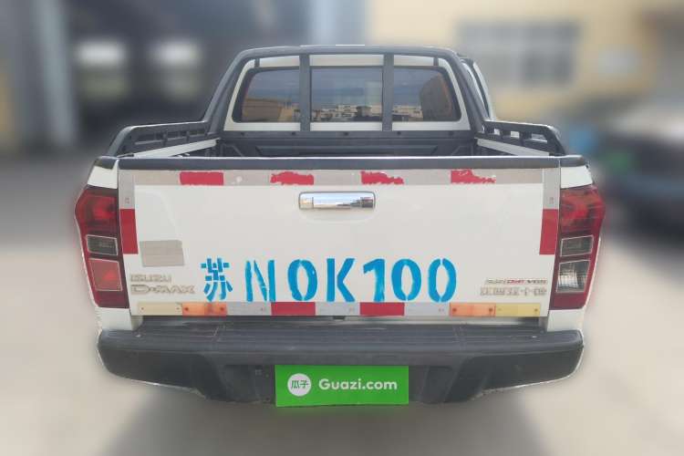Used Isuzu D-MAX 2015 2.5T Two-Wheel Drive Manual High-Performance Base Version 4JK1 Rear