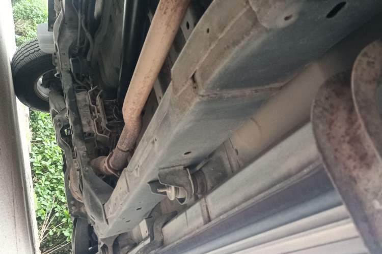 Used Isuzu D-MAX 2018 2.5T Two-Wheel-Drive Base Version JE4D25Q5A Chassis Rear Right