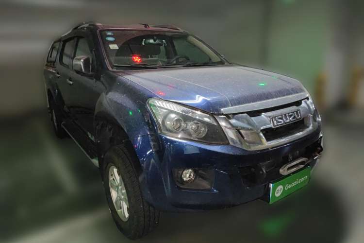 Used Isuzu D-MAX 2018 3.0T Four-Wheel Drive Automatic Ultra-Luxury Version 4JJ1-TC HI Front Right 45 Deg