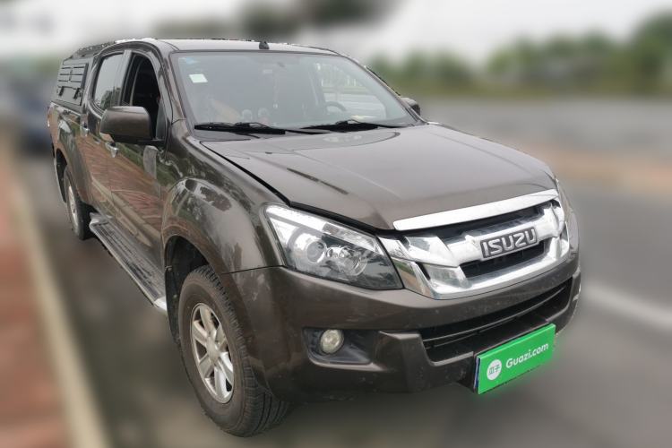 Used Isuzu D-MAX 2018 2.5T Four-Wheel Drive Base Version Extended Length JE4D25Q5A Exterior 2