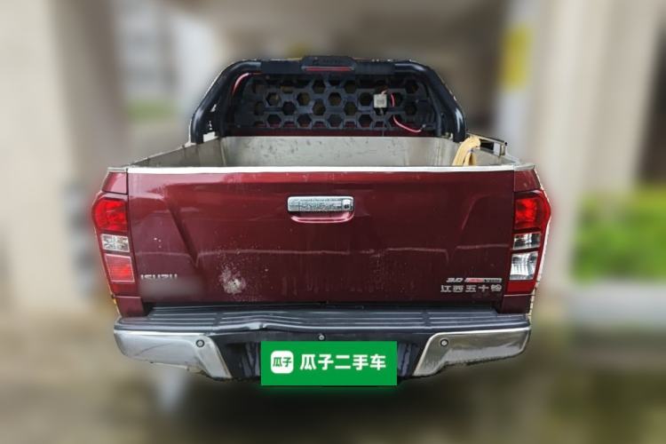 Used Isuzu D-MAX 2018 3.0T Four-Wheel Drive Automatic Ultra-Luxury Version 4JJ1-TC HI Rear