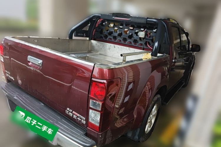 Used Isuzu D-MAX 2018 3.0T Four-Wheel Drive Automatic Ultra-Luxury Version 4JJ1-TC HI Rear Right 45 Deg