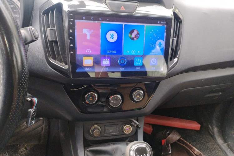 Used Isuzu D-MAX 2018 2.5T Two-Wheel-Drive Base Version JE4D25Q5A Audio And AC Panel