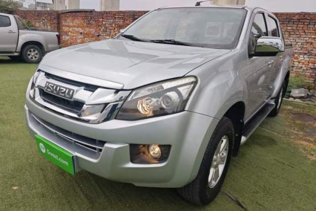 Used Isuzu D-MAX 2018 3.0T Two-Wheel Drive Automatic Elite Version 4JJ1-TC HI