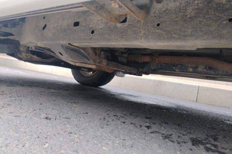 Used Isuzu D-MAX 2018 2.5T Two-Wheel-Drive Base Version JE4D25Q5A Chassis Front Left