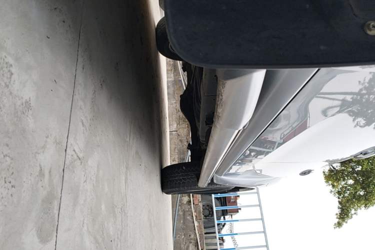 Used Isuzu D-MAX 2018 3.0T Two-Wheel Drive Automatic Elite Version 4JJ1-TC HI Left Side Sill