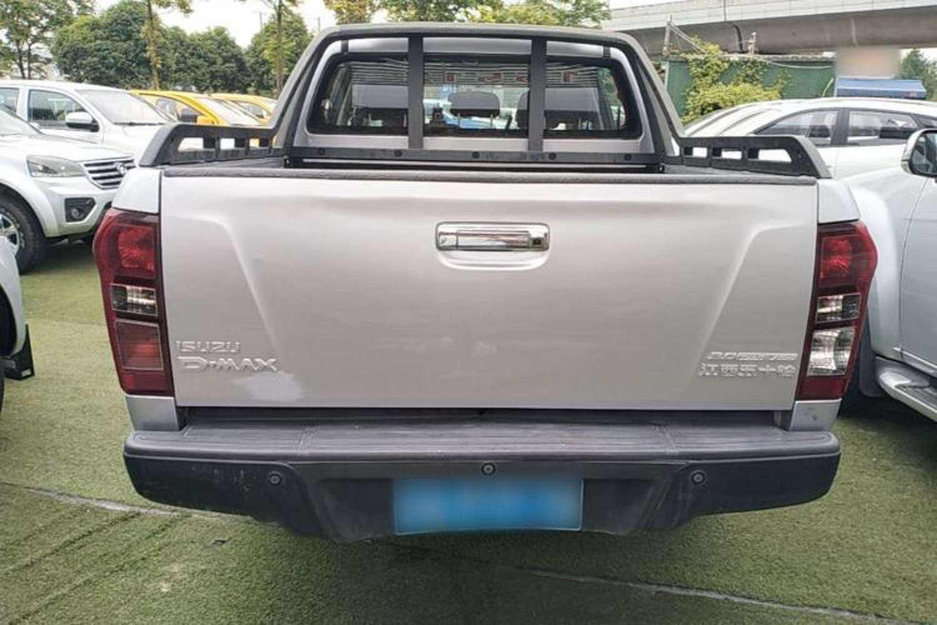 Used Isuzu D-MAX 2018 3.0T Two-Wheel Drive Automatic Elite Version 4JJ1-TC HI Rear