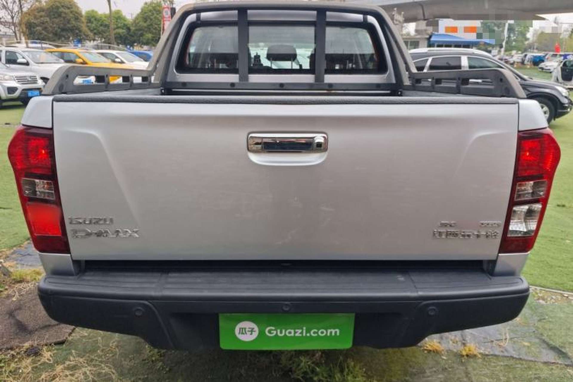 Used Isuzu D-MAX 2018 3.0T Two-Wheel Drive Automatic Elite Version 4JJ1-TC HI Rear