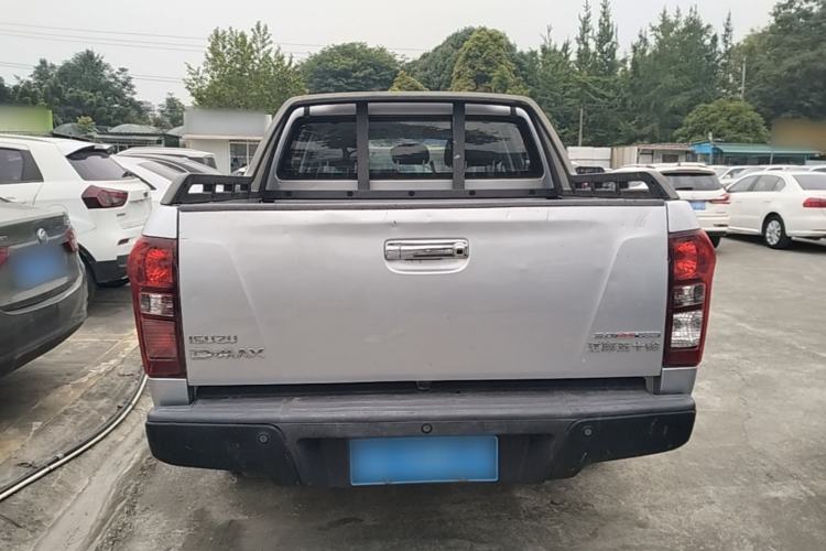 Used Isuzu D-MAX 2018 3.0T Two-Wheel Drive Automatic Elite Version 4JJ1-TC HI Rear